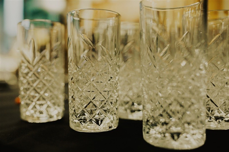 Glassware, How Much Do I Actually Need? - Encore Events